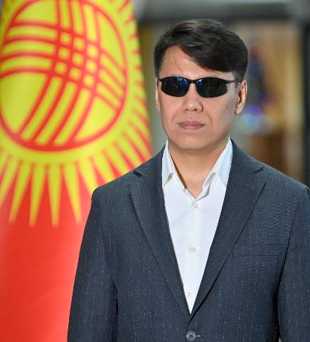 Смотреть онлайн порно ағасы мен әпкесі